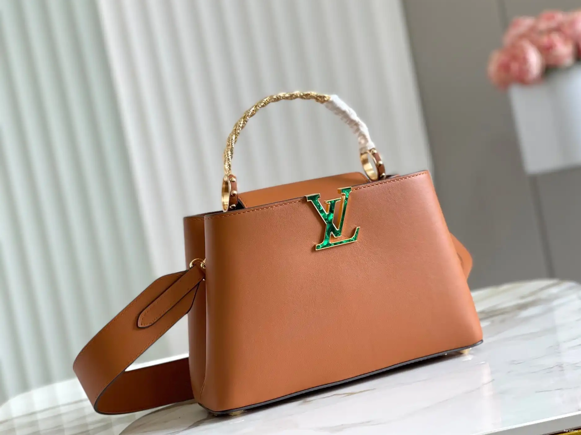 Cheap LOUIS BB VUITTON CAPUCINES 0617